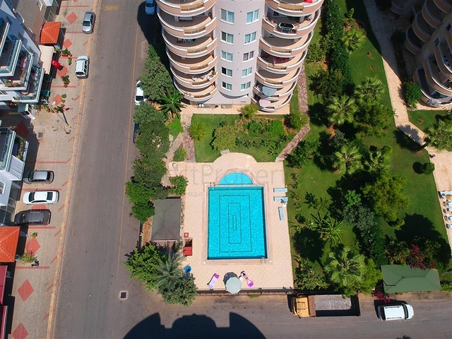 Просторные трехкомнатные апартаменты в Махмутлар