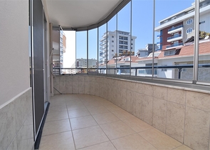 Просторные трехкомнатные апартаменты в Махмутлар