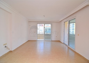 Просторные трехкомнатные апартаменты в Махмутлар