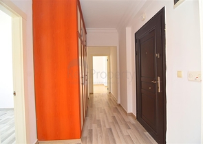 Просторные трехкомнатные апартаменты в Махмутлар