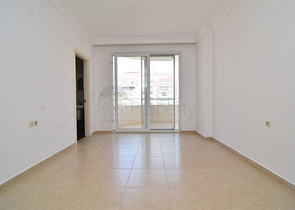 Просторные трехкомнатные апартаменты в Махмутлар