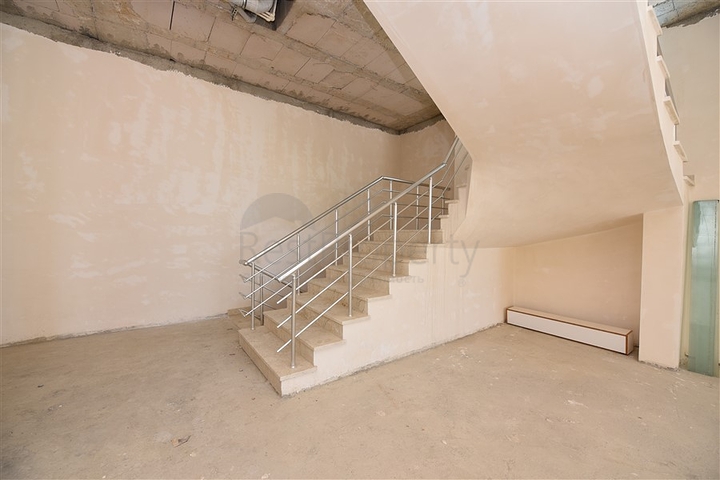 Магазины в туристическом районе Оба