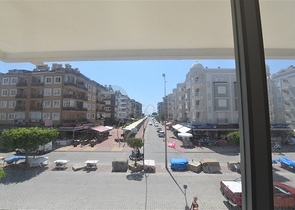 Магазины в туристическом районе Оба