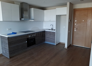 Трёхкомнатная квартира по низкой цене в комплексе с видом на город