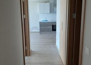 Трёхкомнатная квартира по низкой цене в комплексе с видом на город