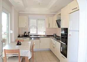 Меблированная квартира 2+1 в районе Оба