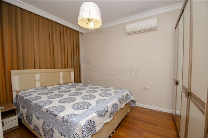 Квартира 1+1 с мебелью в Лимане Коньяалты 600 м до моря 