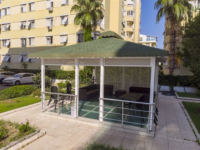 Квартира 1+1 с мебелью в Лимане Коньяалты 600 м до моря 