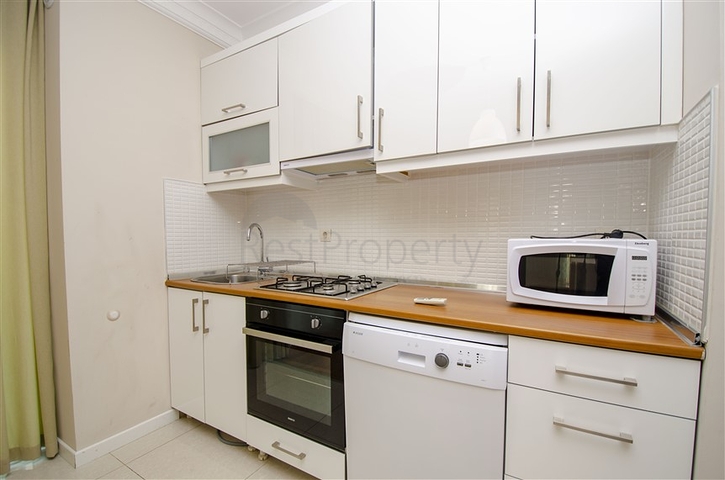 Квартира 1+1 с мебелью в Лимане Коньяалты 600 м до моря 