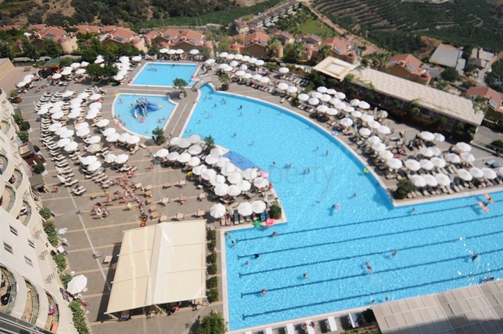 Трехкомнатные апартаменты в знаменитом комплексе