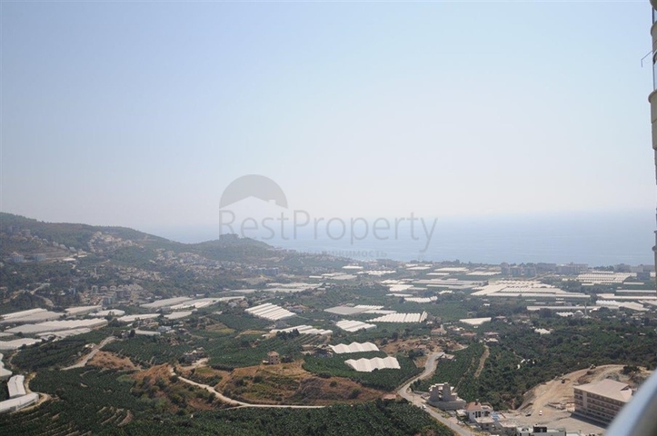 Трехкомнатные апартаменты в знаменитом комплексе