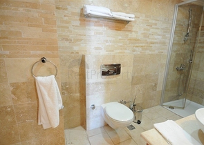 Трехкомнатные апартаменты в знаменитом комплексе