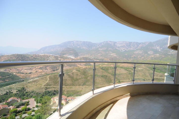 Квартира в известном комплексе с отельной инфраструктурой