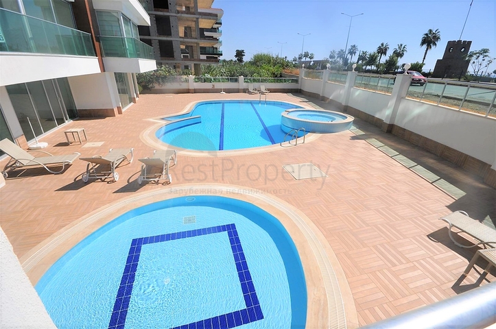 Двухкомнатная квартира с видом на море