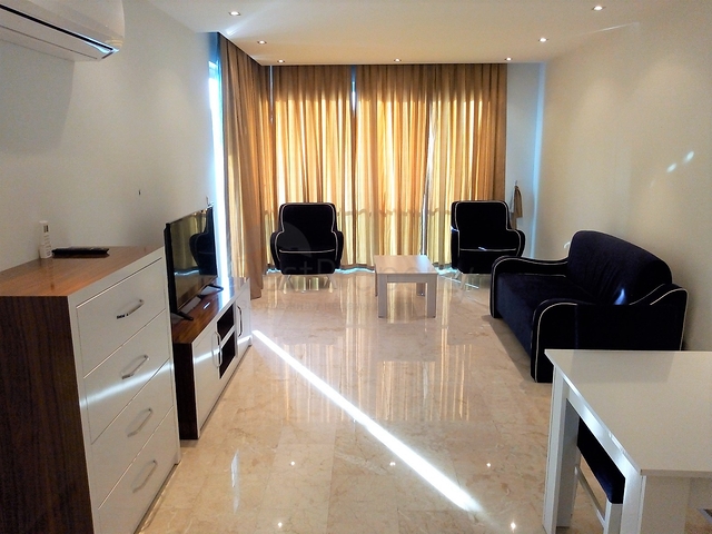 Двухкомнатная квартира с видом на море