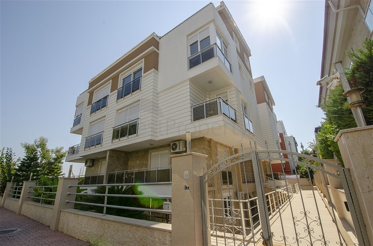 Апарт отель на 15 комнат в Гюрсу Коньяалты Анталья 200 м до моря