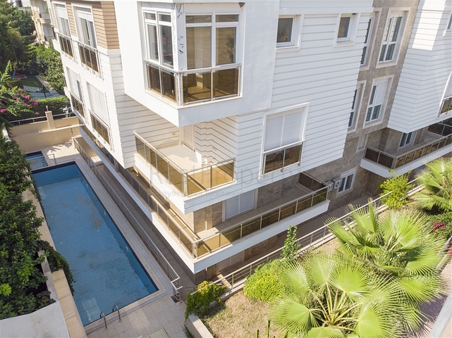 Апарт отель на 15 комнат в Гюрсу Коньяалты Анталья 200 м до моря