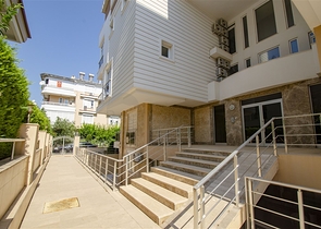 Апарт отель на 15 комнат в Гюрсу Коньяалты Анталья 200 м до моря