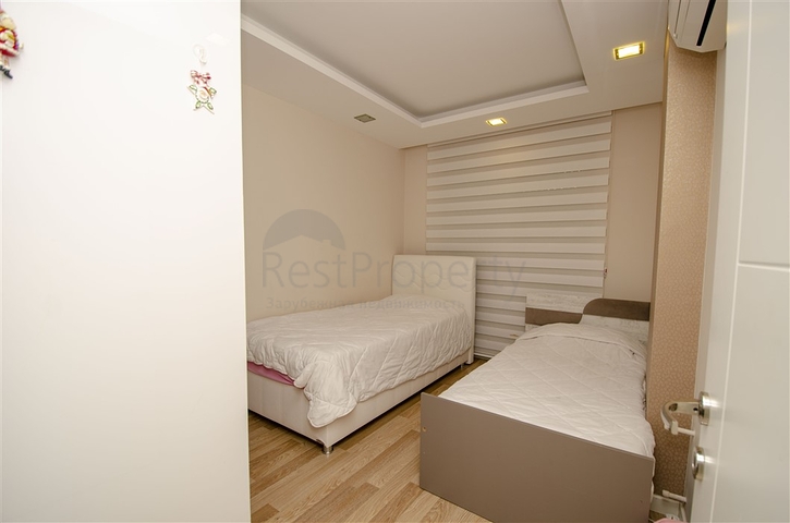 Квартира 2+1 с мебелью в 250 метрах от моря в Анталии