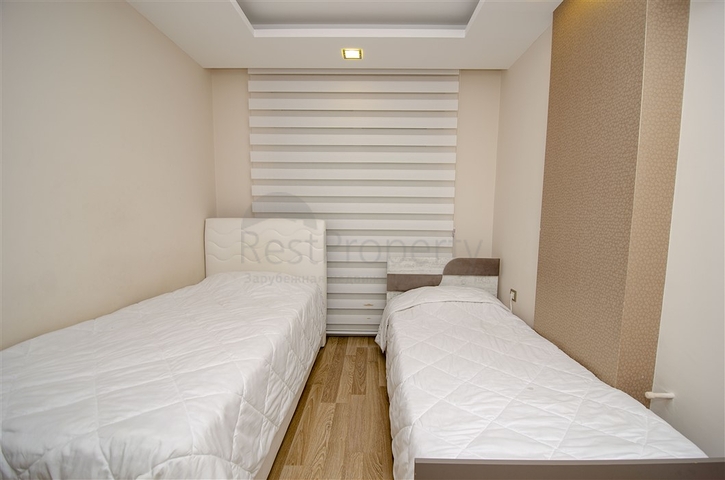 Квартира 2+1 с мебелью в 250 метрах от моря в Анталии