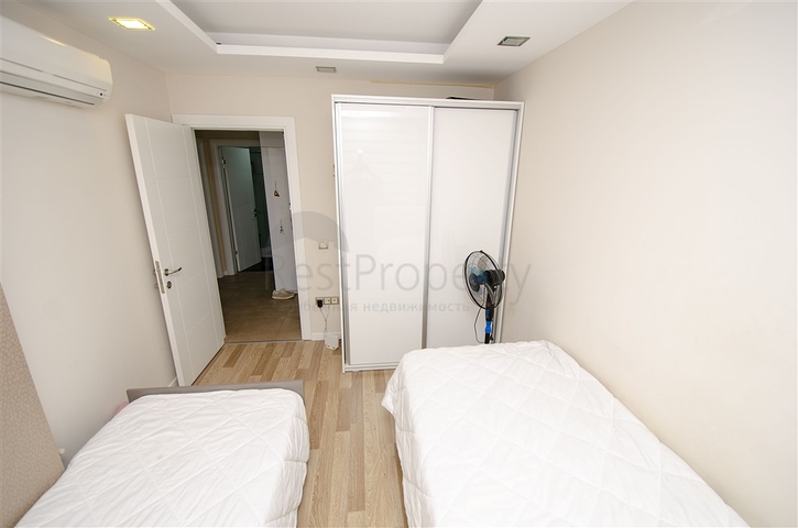 Квартира 2+1 с мебелью в 250 метрах от моря в Анталии