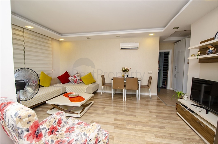 Квартира 2+1 с мебелью в 250 метрах от моря в Анталии