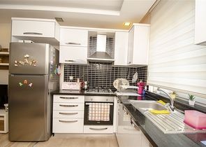 Квартира 2+1 с мебелью в 250 метрах от моря в Анталии