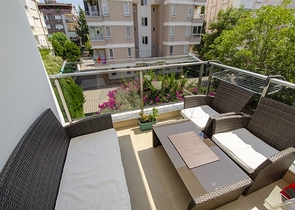 Квартира 2+1 с мебелью в 250 метрах от моря в Анталии