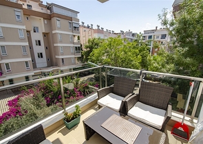 Квартира 2+1 с мебелью в 250 метрах от моря в Анталии