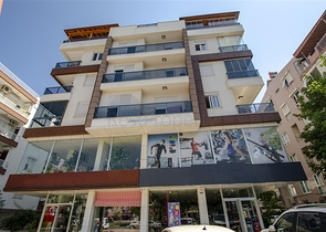 Квартира 2+1 с мебелью в 250 метрах от моря в Анталии