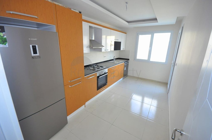 Квартира с отдельной кухней в 250 м от моря