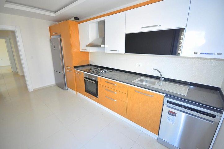 Квартира с отдельной кухней в 250 м от моря