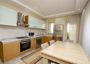 Квартира 1+1 с мебелью в комплексе 350 м до моря