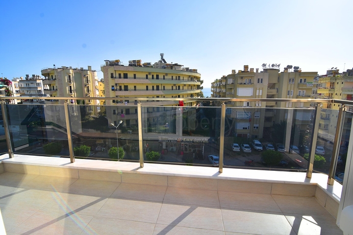 Трехкомнатная квартира в Махмутларе