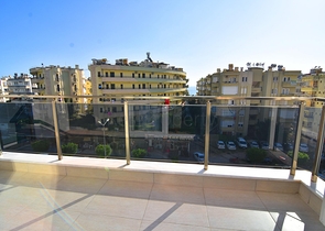 Трехкомнатная квартира в Махмутларе