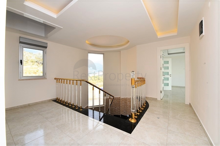 Двухэтажная вилла в районе Каргыджак