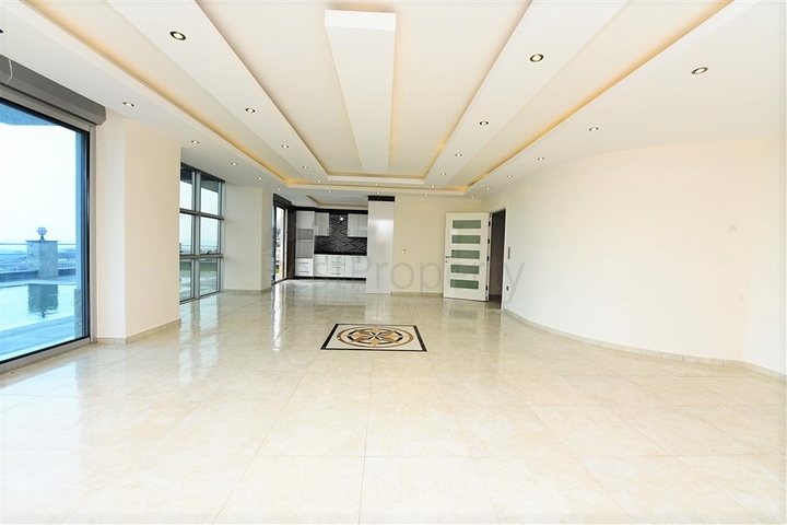 Двухэтажная вилла в районе Каргыджак