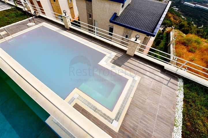 Двухэтажная вилла в районе Каргыджак