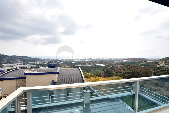 Двухэтажная вилла в районе Каргыджак