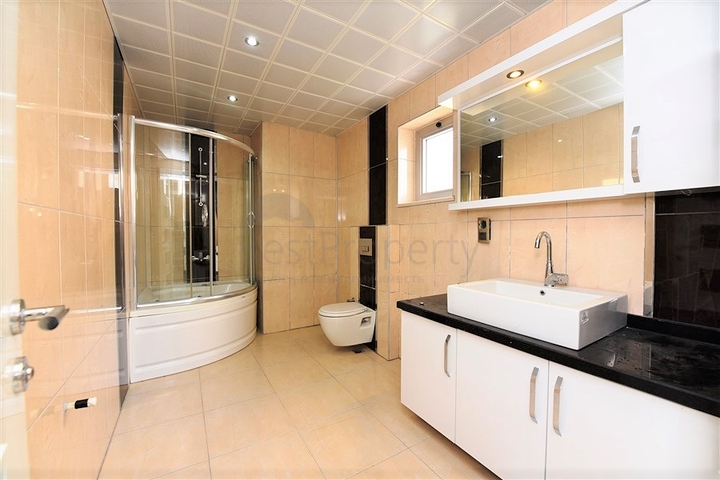 Двухэтажная вилла в районе Каргыджак