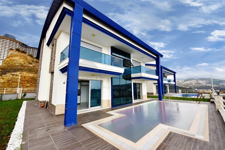 Двухэтажная вилла в районе Каргыджак