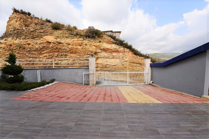 Двухэтажная вилла в районе Каргыджак