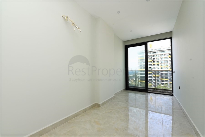 Трехкомнатная квартира в новом современном комплексе