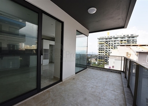 Трехкомнатная квартира в новом современном комплексе