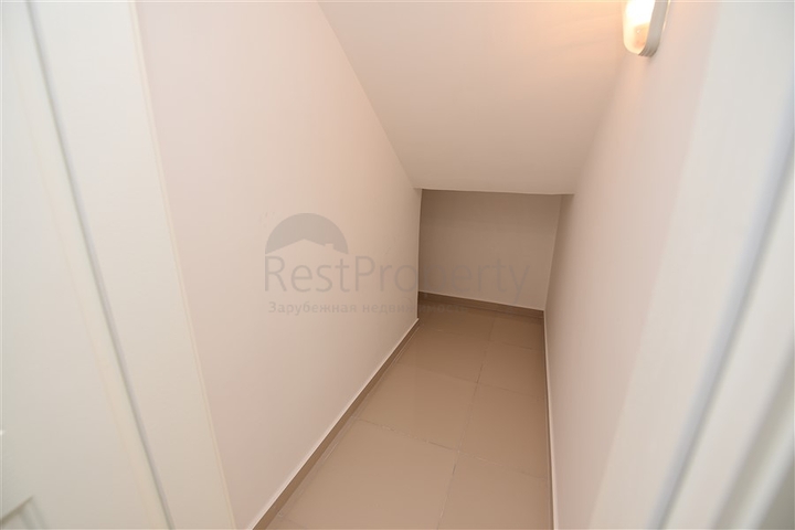 Квартира с тремя спальнями в Махмутларе