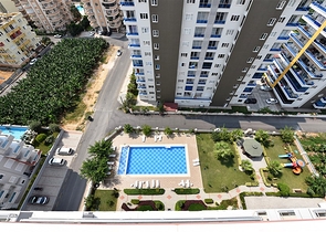 Квартира с тремя спальнями в Махмутларе