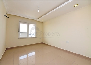 Квартира с тремя спальнями в Махмутларе