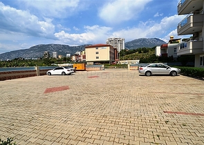 Квартира с тремя спальнями в Махмутларе