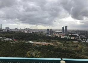 Двухкомнатная квартира с балконом в знаменитом комплексе