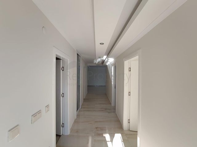 Вилла с собственным бассейном в Джикджилли